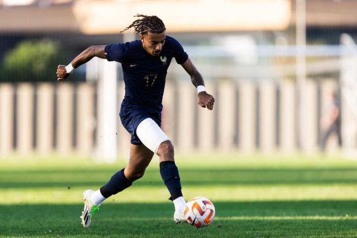 TheShy连续十场比赛得分超过战术调整，法国队挑战极限！的简单介绍